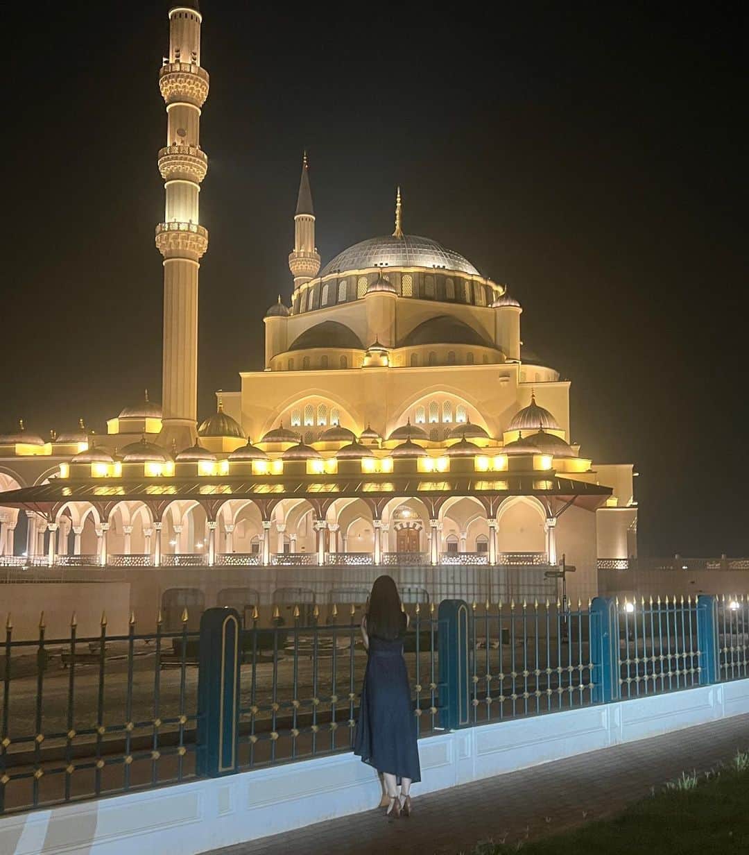岩波彩華さんのインスタグラム写真 - (岩波彩華Instagram)「Night drive🌟夜のモスクも綺麗☺️」10月11日 5時49分 - syk.i