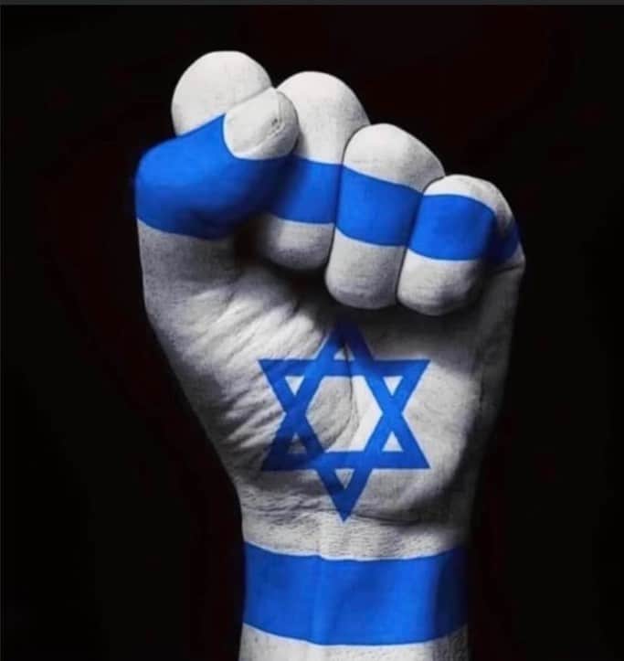 フロイド・メイウェザー・ジュニアのインスタグラム：「I stand with Israel and Jews all around the world. I condemn antisemitism at all cost. I stand for Peace. I stand for Human Rights! Terrorism Is Never The Answer!」