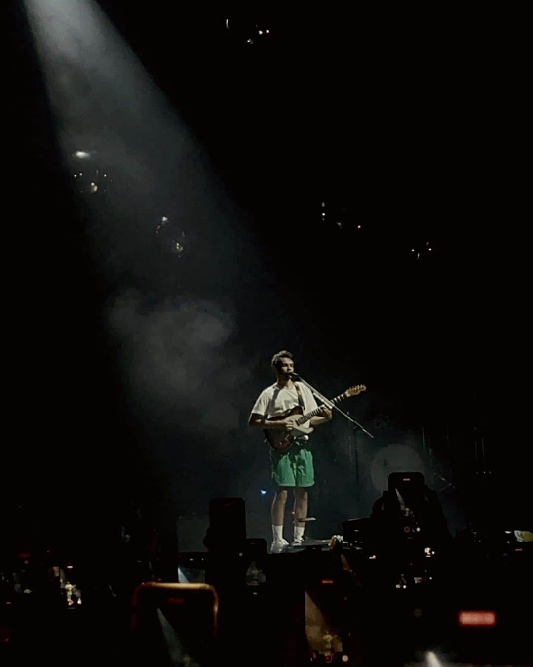 Miles Ocampoのインスタグラム：「thank you for making my heart so happy. favorite concert, no doubt. thank you, Rex Orange County. ☀️」