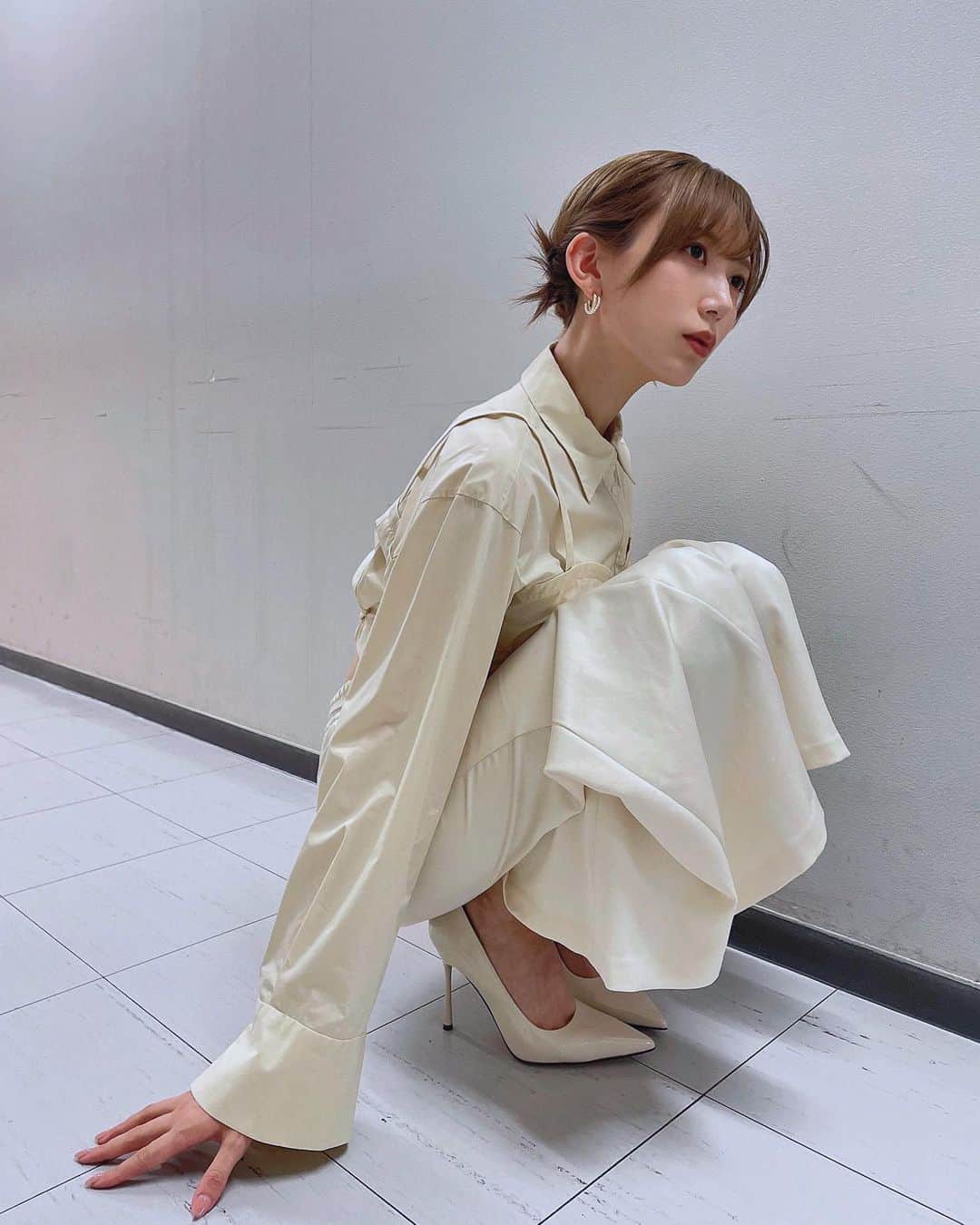 光宗薫のインスタグラム：「10月12日(木)、19:00-22:00 MBS/TBS系列「プレバト!!3時間スペシャル」へ出演致します。   秋の水彩画コンクールです🌾 3月の個展準備もがんばってます〜   絵 @mtmnkor.art  #mbs #プレバト」