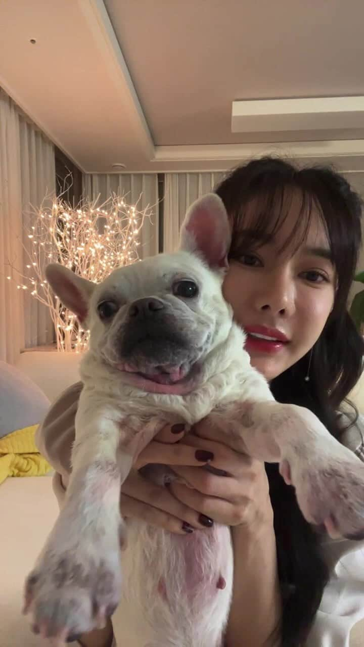 Hyemiのインスタグラム：「주얼리+수다 라방💕」