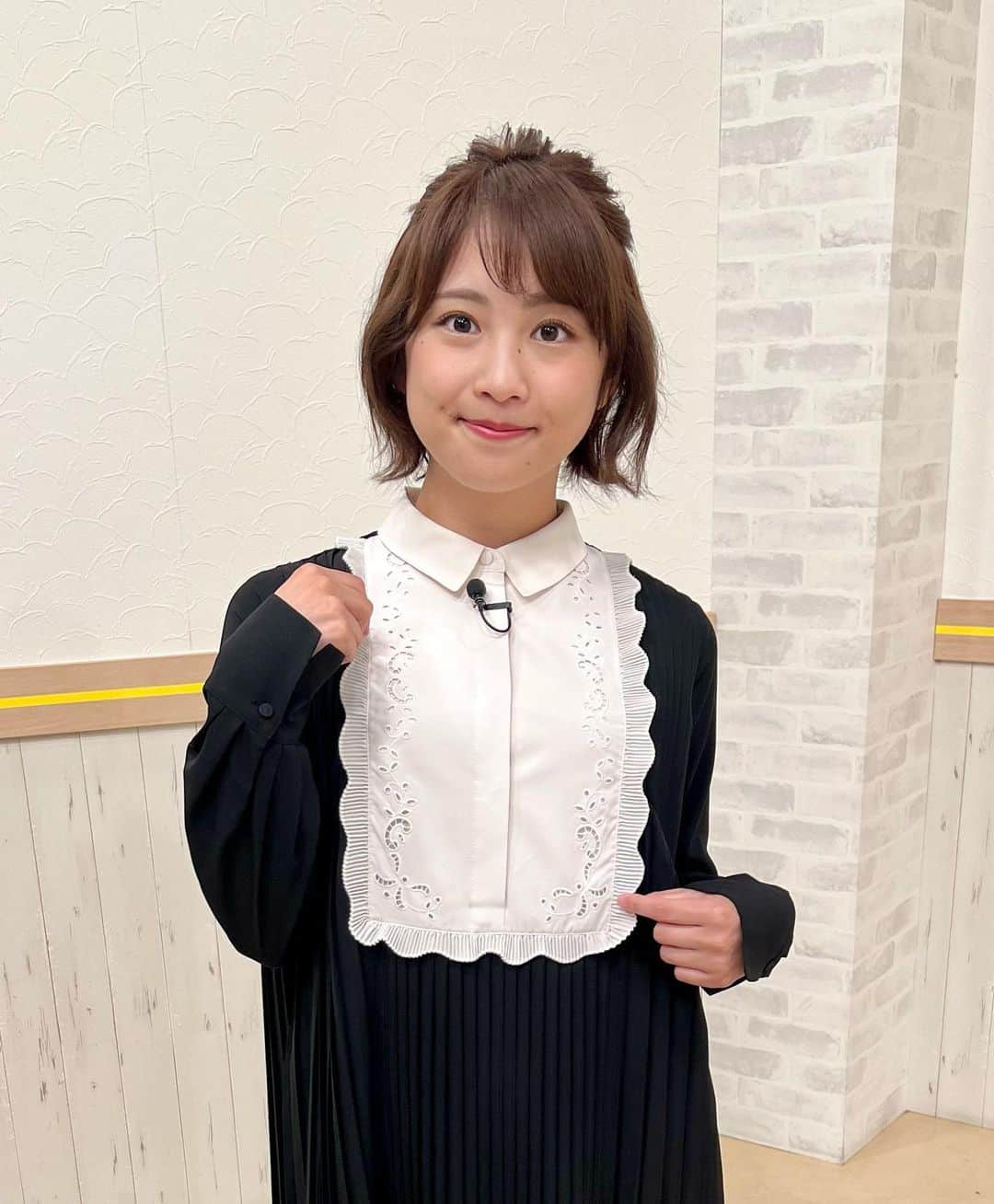 日高優希さんのインスタグラム写真 - (日高優希Instagram)「#きょうの衣装  お気に入りの楽ちん（だけどきちんと見えする）ワンピースでした♣️  しかしきょうは長袖一枚では肌寒い気温でしたね💭 風邪などひかないように気をつけたいものです🤧  ちなみにこのワンピース、放送前に同期の大谷アナから最近2期目の放送が始まった某アニメのキャラクター🥜に似ていると言われ 嬉し恥ずかしい気持ちになりました…  #新潟一番 #夕方ワイド新潟一番  #火曜日 #衣装 #アナウンサーコーデ #TeNY #テレビ新潟 #アナウンサー #日高優希」10月10日 21時58分 - yuki_hidaka_teny