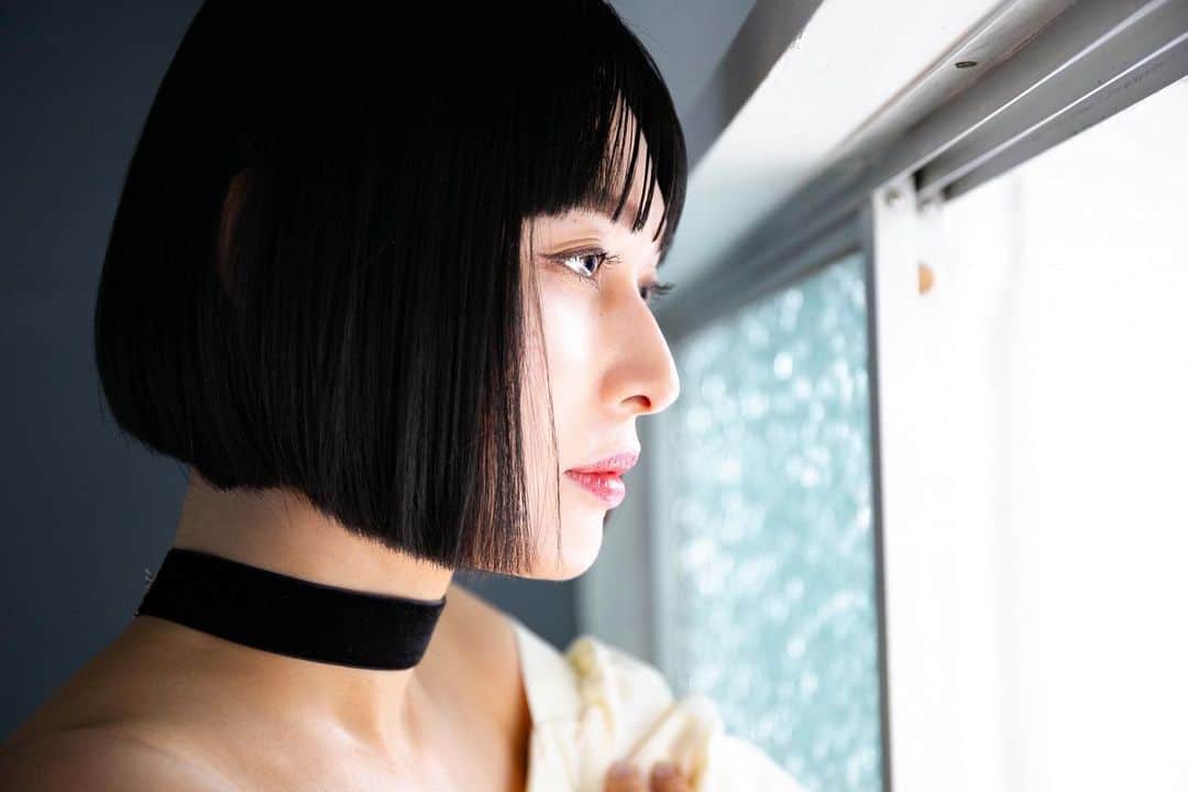 のインスタグラム：「🐈‍⬛🐾✨✨✨  Photo by @55sasaki   #shooting#写真#pic#photography #photo」