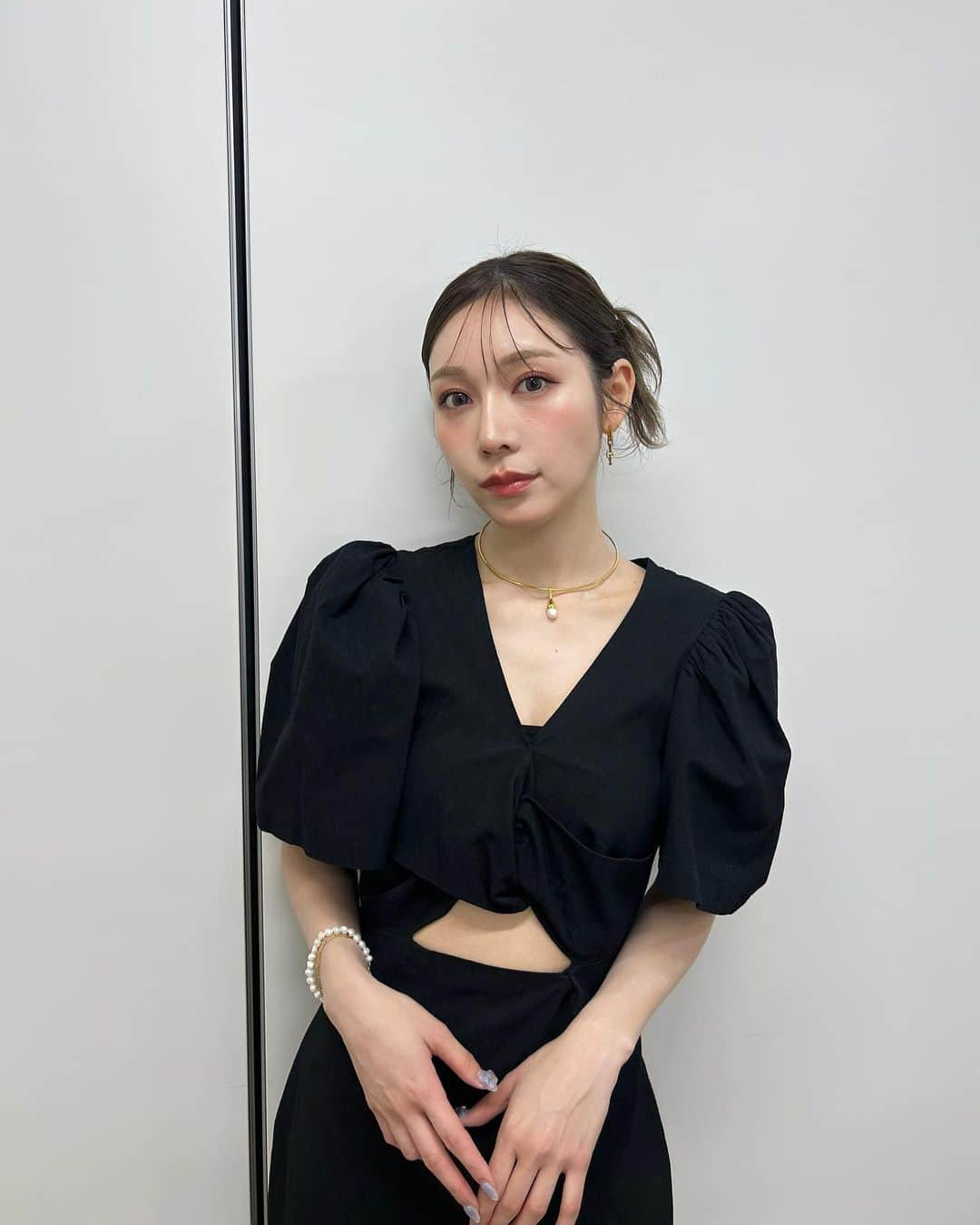 古川優香のインスタグラム：「ドンキカラコンフェスありがとうございました🔥🔥 昨日ドンキの焼き芋の話してからずっとドンキの焼き芋食べたい この日のカラコンはめにあいソーダ！ これからもメイメ！よろしくお願いします🫡💕」