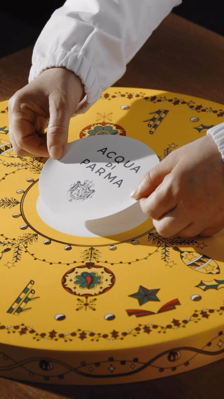 アクアディパルマさんのインスタグラム動画 (アクアディパルマInstagram)「Crafted by hand, filled with