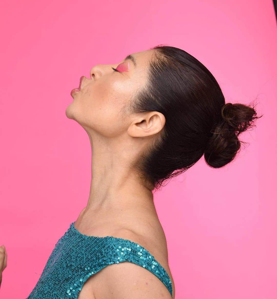 間々田佳子のインスタグラム：「ピンク🩷  #間々田佳子」