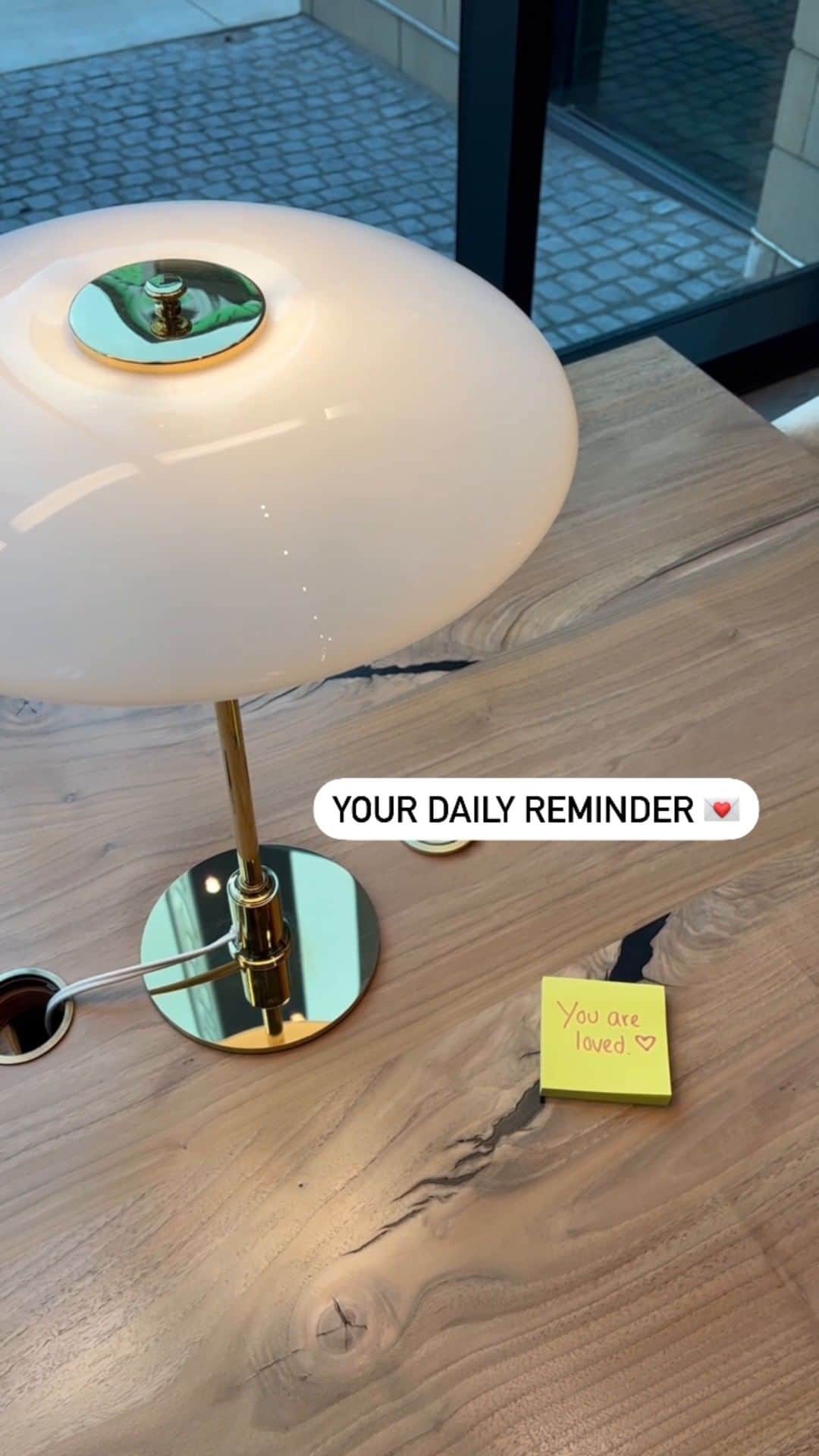 ポスト・イットのインスタグラム：「A note from us to you on #WorldMentalHealthDay 📬 Tag someone below that you would send this reminder to 💛 #mentalhealthmatters #mentalhealthday #postitaffirmations #positiveaffirmations #postitnotes」