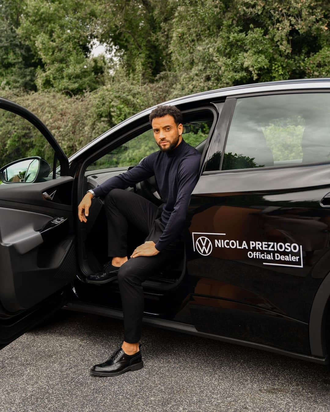 フェリペ・アンデルソン・ペレイラ・ゴメスのインスタグラム：「Ready @prezioso.volkswagen   ID.5」