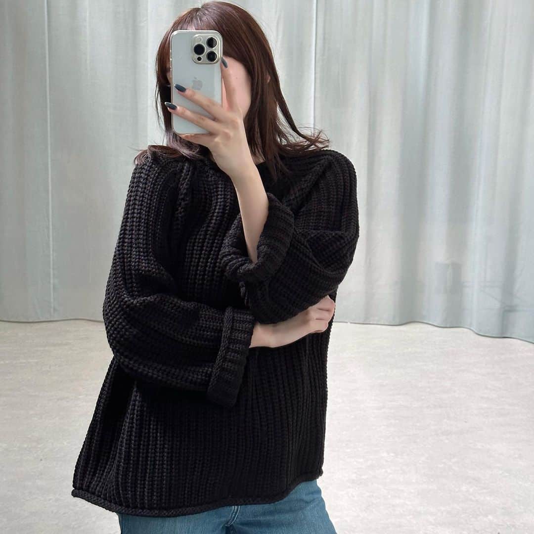 よねいはるかさんのインスタグラム写真 - (よねいはるかInstagram)「selfie ♡  10/13 (金) 発売の新作 @le.ema_official   どれもとってもおすすめです🌸  ・muffler set wool long coat (skyblue, beige) ・tartan check middle coat ・low gauge knit tops (black, beige)」10月10日 23時08分 - rabbit____2