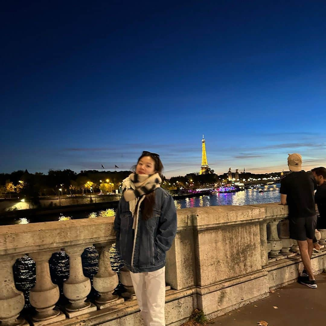 ソルジさんのインスタグラム写真 - (ソルジInstagram)「Paris 🇫🇷❤️」10月10日 23時19分 - soul.g_heo