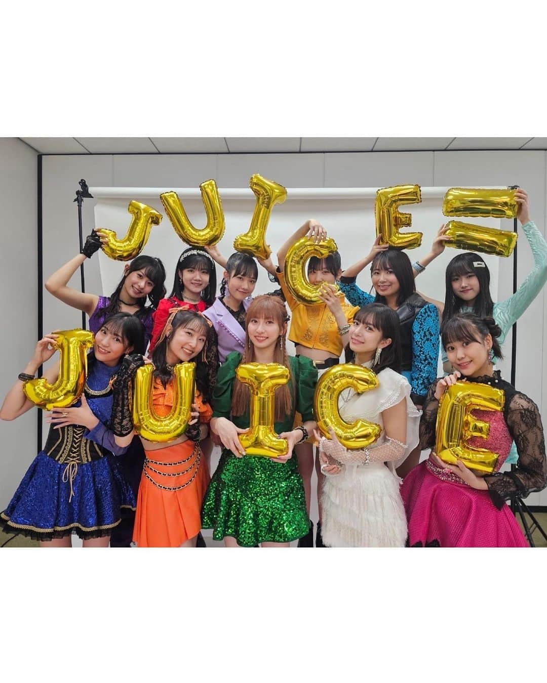 植村あかりさんのインスタグラム写真 - (植村あかりInstagram)「⁡ ⁡ ⁡ 10/10はJuice=Juiceの日〜🥂 ⁡ ⁡ ⁡ ⁡ ⁡ #うえむランド#伝言#民達#いい夢みろよ#juicejuice#植村あかり」10月10日 23時48分 - akari_uemura.official