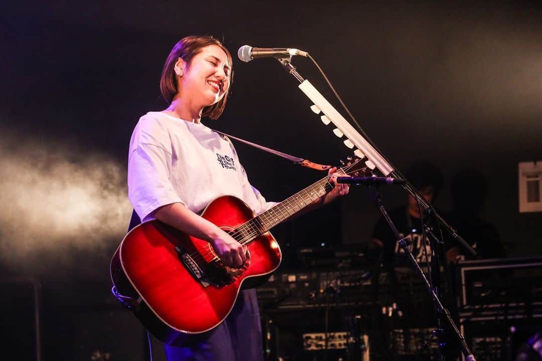 阿部真央のインスタグラム：「🎸Eggs presents FM802 MINAMI WHEEL 2023🎹 photo by 田浦ボン  #FM802 #阿部真央」
