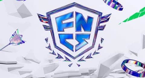 小籔千豊のインスタグラム：「フォートナイトっていうゲームの世界大会が デンマークであるよ！ 賞金総額13億円くらい 1000万ドル！ 日本人選手たくさんでるよー みんな応援してー #fncs #10月13から15 #fortnite #fortniteambassador」