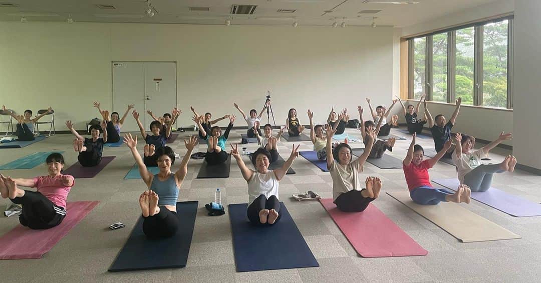 Ken Harakumaさんのインスタグラム写真 - (Ken HarakumaInstagram)「ケンハラクマの千葉県成田山書道美術館ヨガイベント❣️ PART2：アシュタンガヨガマイソール、プライマリーレッド、プラナヤマ&瞑想講座、アジャストメント講座、健康ゆるやかヨガ指導者講座と、多彩なプログラムを行いました❣️ ご参加いただいた皆さん、ありがとうございました❤️❤️❤️ @international_yoga_center  @yoricomatu @naritasanmuseumcalligraphy  @akiko_refresh_yoga  @yasukookanishi  @aromature_yoga_pilates  @ake_yoga  #アシュタンガヨガ  #マイソールクラス  #ゆるやかヨガ  #アジャストメントヨガ  #プラナヤマ  #成田山新勝寺  #成田書道美術館  #ケンハラクマ」10月11日 0時14分 - kenharakuma