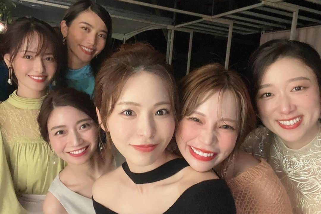 林田沙綾さんのインスタグラム写真 - (林田沙綾Instagram)「#GirlorLady 6話も、ありがとうございました🙇‍♀️ 中間発表まで、本当にひたすら ふくちゃんへ真っ直ぐに突き進んだので 選んでもらえて、本当に本当に嬉しかったです😭  ここまでは、LADYチームのみんなで支え合いながらやってきて、本当に絆も深まったから ６人で残れる最後の、この1日は思入れ深い日になったな そして、６人で集合写真を撮る時には、雨がやむという奇跡☔︎  #abema」10月11日 0時15分 - saaya.xoxo