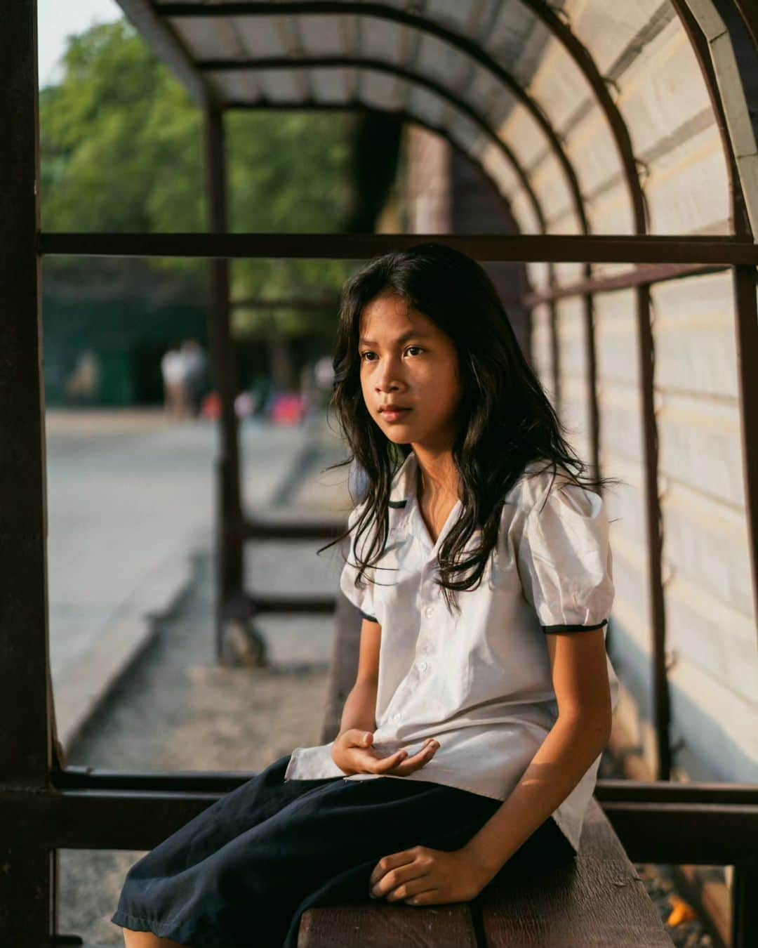 VuTheara Khamさんのインスタグラム写真 - (VuTheara KhamInstagram)「Portraits, Phnom Penh, Cambodia, 2023 . The last picture, is an article published last week in the Paris Montmartre magazine in the 'Coup de Cœur' section. . Save the date : Exhibition in Paris Montmartre about my documentary photo report on NGO @pse_france 19-21th October 2023. . #ngo #portrait #children #hope #documentary #cambodia」10月11日 0時25分 - vutheara