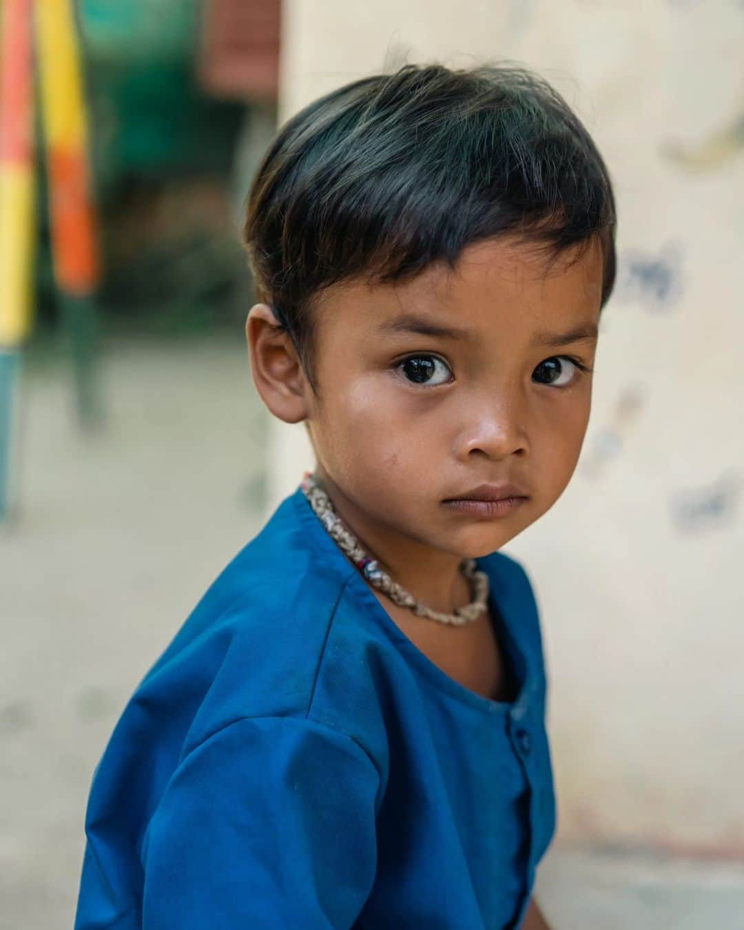 VuTheara Khamさんのインスタグラム写真 - (VuTheara KhamInstagram)「Portraits, Phnom Penh, Cambodia, 2023 . The last picture, is an article published last week in the Paris Montmartre magazine in the 'Coup de Cœur' section. . Save the date : Exhibition in Paris Montmartre about my documentary photo report on NGO @pse_france 19-21th October 2023. . #ngo #portrait #children #hope #documentary #cambodia」10月11日 0時25分 - vutheara