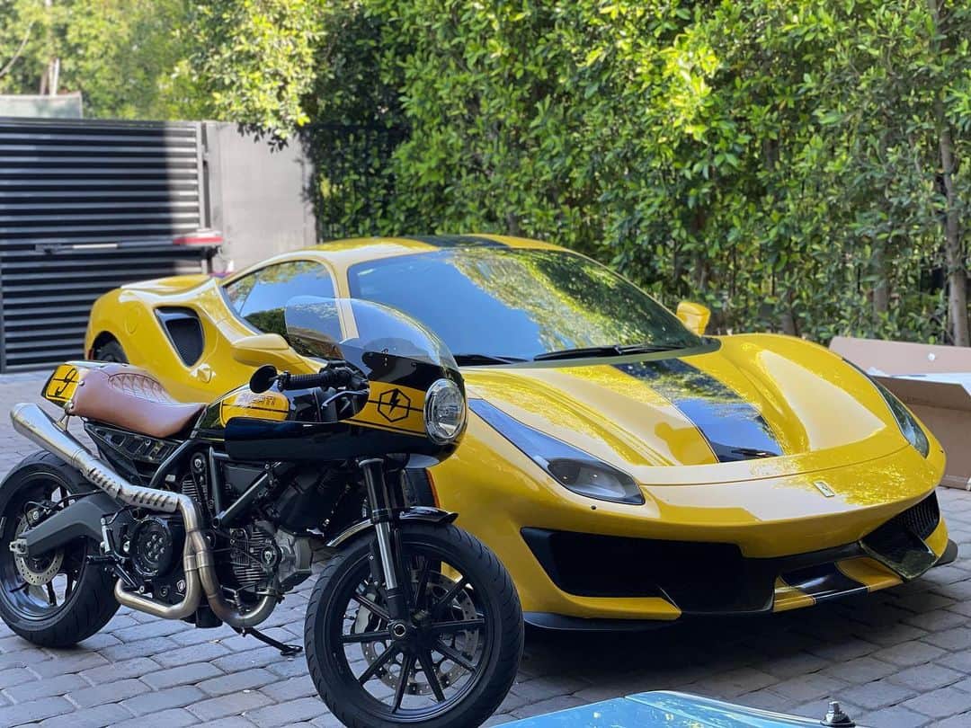 The Luxury Lifestyle Magazineのインスタグラム：「@racer.mom From the victory lane to the home garage, discover the collection of cars from racing star Lisa Clark’s personal collection 🏆⚡️」