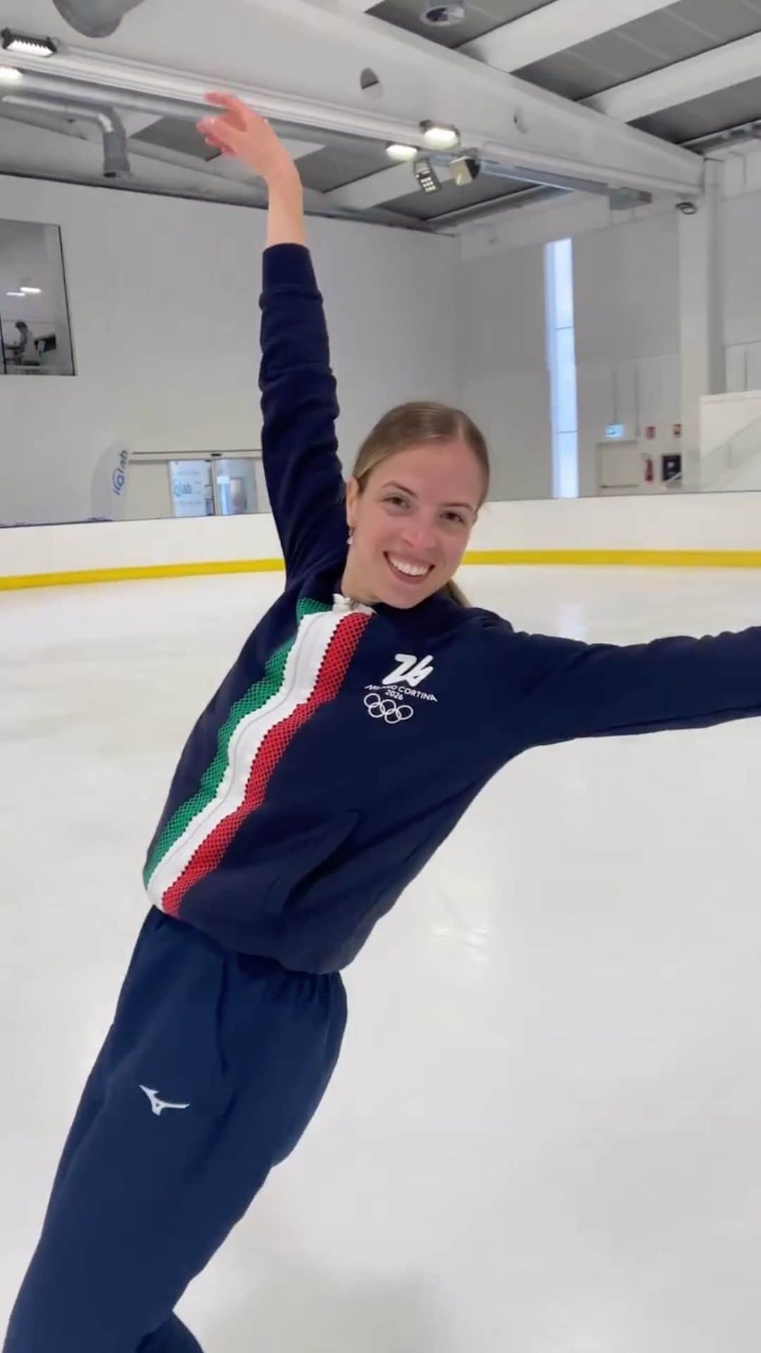 カロリーナ・コストナーのインスタグラム：「Abbiamo una notizia importante per voi! Milano Cortina 2026 e il Ministero dell’Istruzione e del Merito lanciano Winter Games Week! Un’intera settimana in cui tutte le scuole d’Italia potranno dedicare la didattica allo sport e ai valori Olimpici e Paralimpici.​ ​ Fare attività fisica fin da bambini è fondamentale. Insegna a non arrendersi di fronte alle difficoltà e a impegnarsi per raggiungere un obiettivo!​ ​ Scoprite di più nelle storie!​ ​ #gen26 | #EducationProgramme | #MilanoCortina2026」