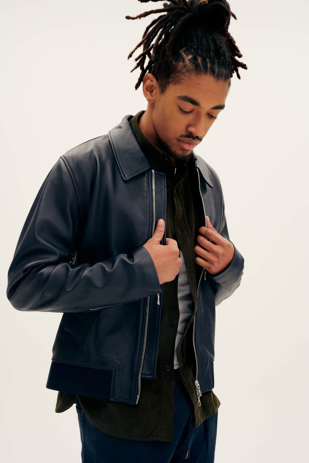 のインスタグラム：「This classic fit, Italian lamb leather bomber from Officine Générale is a wear-forever piece of outwear. ⁣Integrity is the brand's guiding force: from responsible sourcing to European production, qualitative fabrics to timeless cuts,  human-scale runway shows to singular store designs,  every aspect of Officine Générale reflects founder Pierre Mahéo's personal preferences, his exacting standards, and his ethical mindset. Available now online and at the RH Men's Shop.」