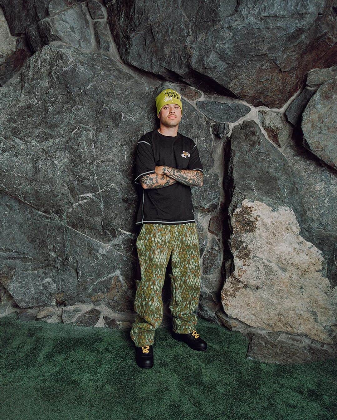 Stüssyさんのインスタグラム写真 - (StüssyInstagram)「Stüssy & Mountain Hardwear…  available worldwide at select chapter stores and stussy.com on Friday, October 13th at 10am」10月11日 2時00分 - stussy