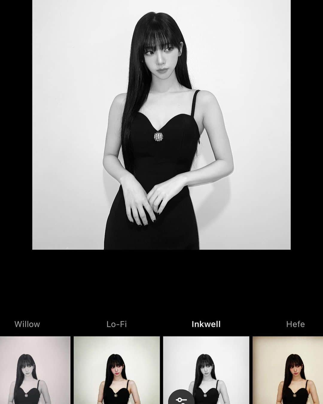 KARINAのインスタグラム：「TMA🖤🩶」