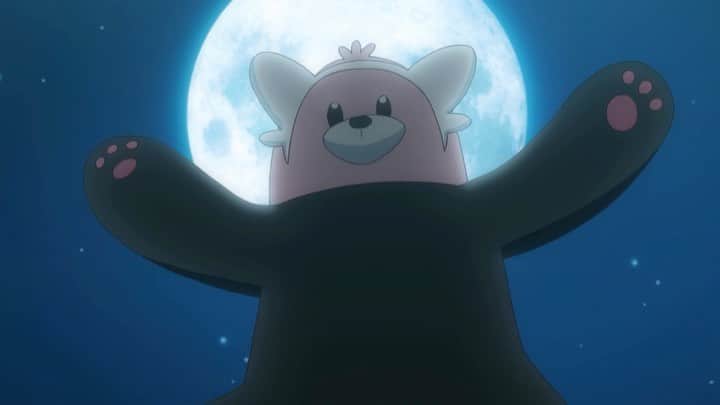 のインスタグラム：「Just Bewear dropping in to say hello, Trainers! 👋」