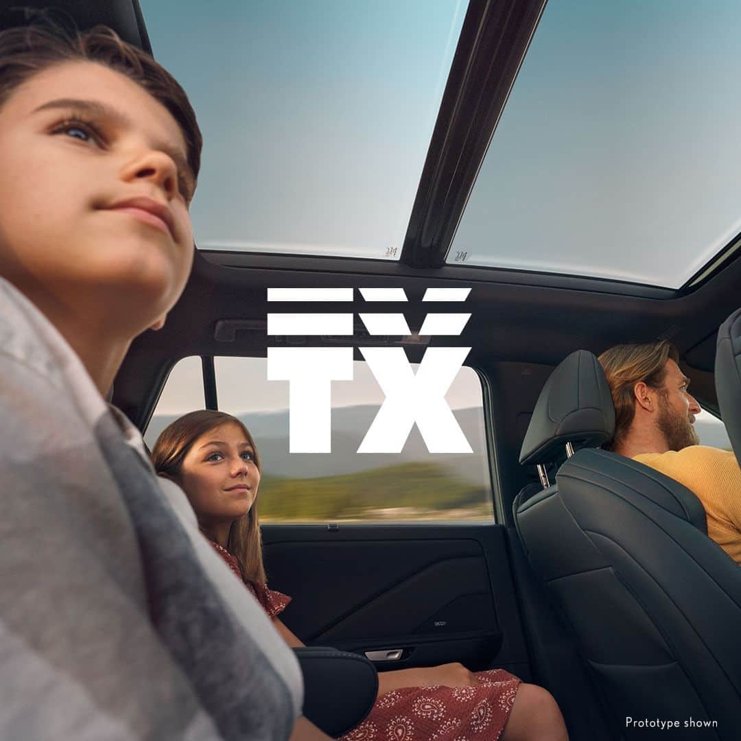 Lexus USAさんのインスタグラム写真 - (Lexus USAInstagram)「Experience the confluence of comfort and convenience with the driver-focused features of the #LexusTX.」10月11日 2時21分 - lexususa