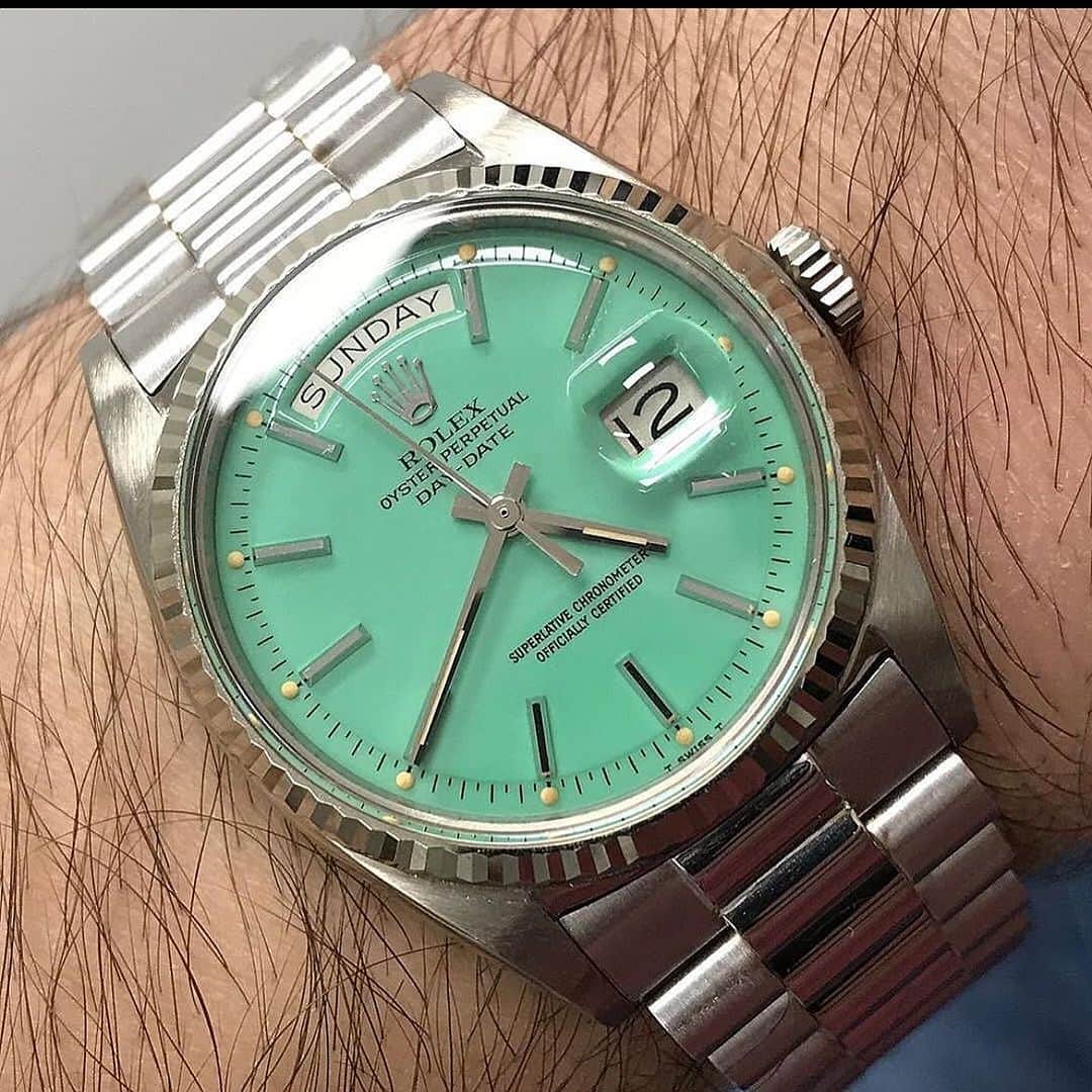 Daily Watchのインスタグラム：「What do you think about this dial? Rolex Day-Date with turquoise dial 👀🔍 Photo by goldentimeco」