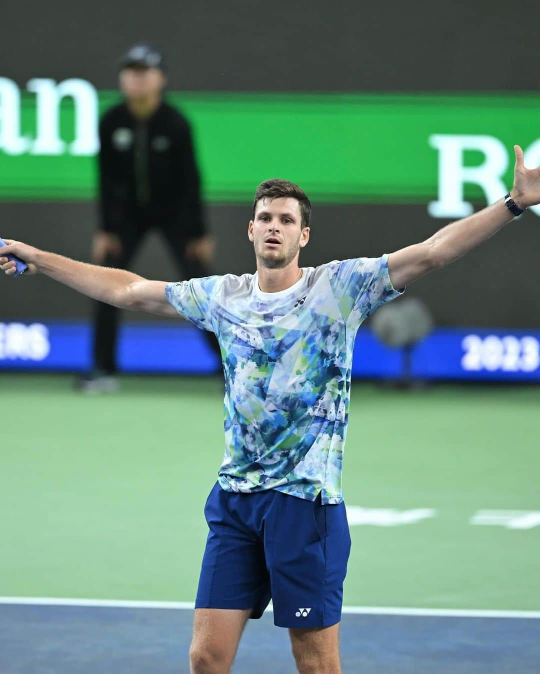 フベルト・フルカチュさんのインスタグラム写真 - (フベルト・フルカチュInstagram)「Fight 🦁💪 Quarterfinals ➡️ @rolexshmasters  📸: Peter Staples/ATP Tour」10月11日 2時44分 - hubihurkacz