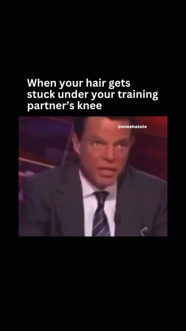 のインスタグラム：「Men don’t know the struggle 😆  #funnymemes #gymhumor」