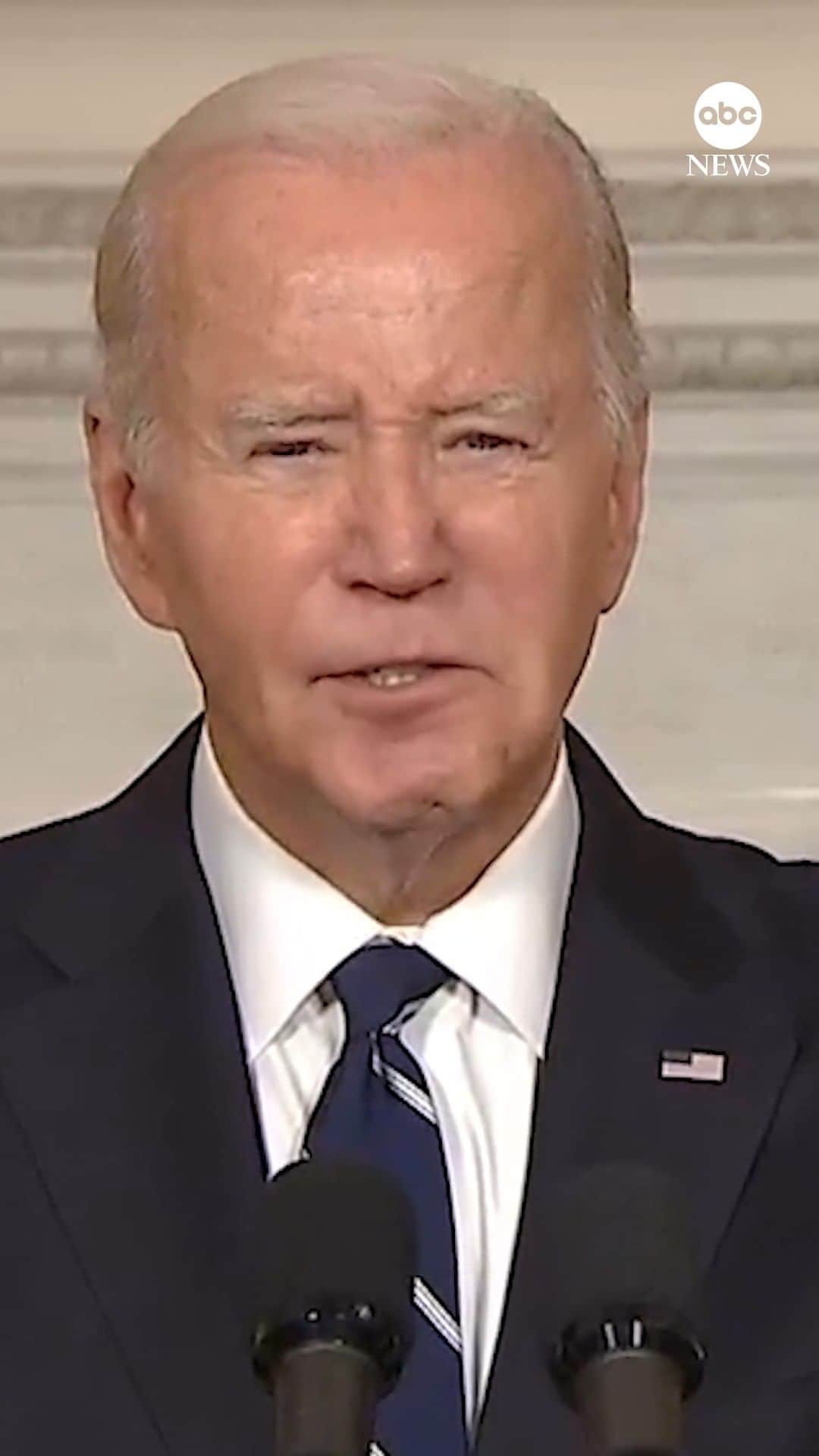 ABC Newsのインスタグラム：「"For 75 years, Israel has stood as the ultimate guarantor of security of the Jewish people around the world so that the atrocities of the past could never happen again. Let there be no doubt: The United States has Israel’s back."  Pres. Biden affirmed U.S. support for Israel, condemning Hamas' attack. Tap link in bio for more.」