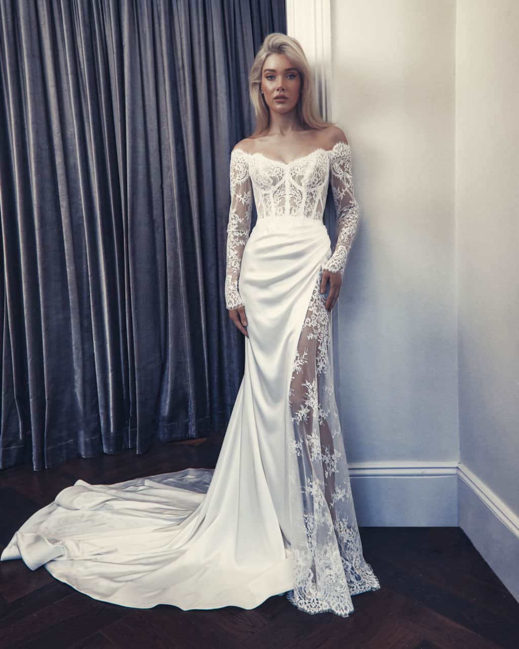 のインスタグラム：「The Malia gown | A true testament to grace and sophistication. ⁣ Designed for the bride who seeks a classic yet ethereal look. Meticulously crafted with intricate patterns and floral motifs, this lace overlay adds a touch of vintage-inspired romance and delicate femininity.  #stevenkhalil #stevenkhalilbride #weddinggown #bridal」