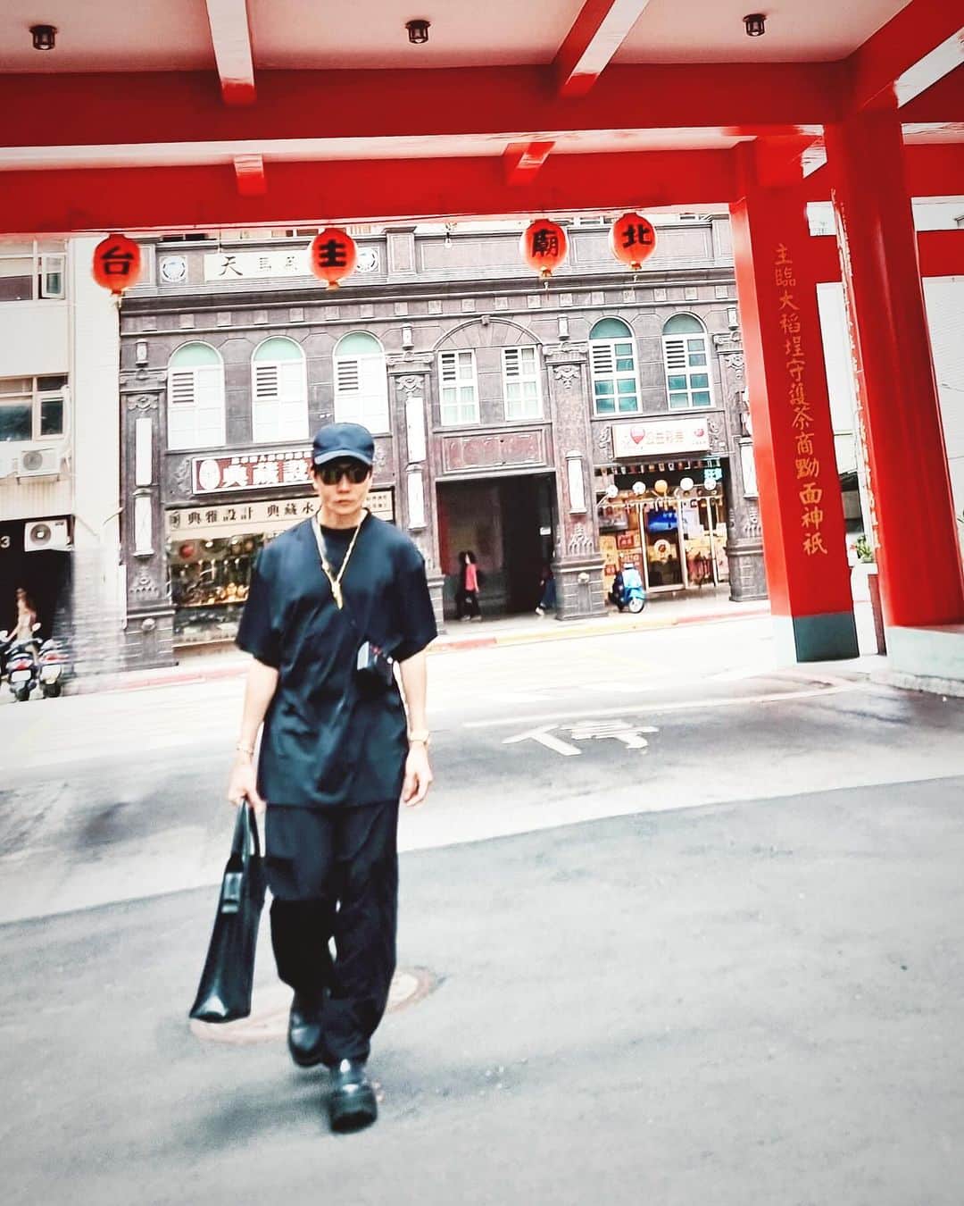 林俊傑さんのインスタグラム写真 - (林俊傑Instagram)「Walk on. 繼續 📸 @pehshawn   #ootd」10月11日 15時12分 - jjlin