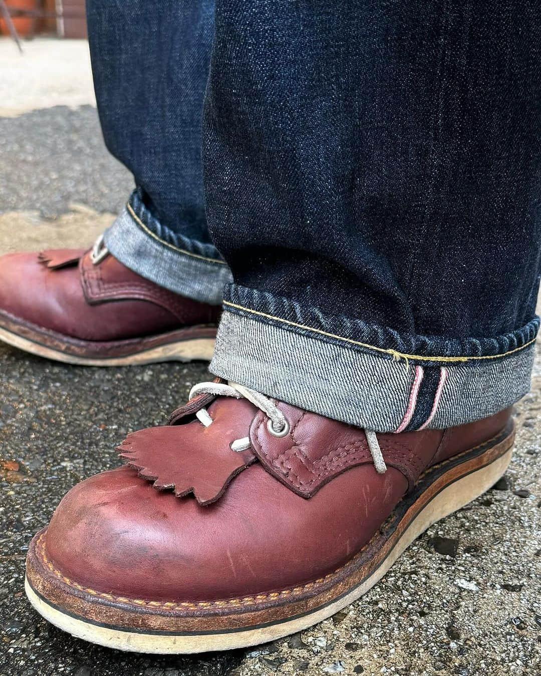 ウェスコさんのインスタグラム写真 - (ウェスコInstagram)「My WESCO! "Warren"  -Purple Leather  ---------------------------------------------------- 📸 あなたの「自慢の一足」撮らせてください！  WESCO JAPAN直営各店では、普段からウエスコブーツを愛用いただいている方々の「自慢の一足」の写真を撮らせていただいております。 定期的にホームページやインスタグラム等で公開しているので「我こそは！」と言う方も是非お声掛けください！ ----------------------------------------------------  #mywesco #westcoastshoecompany #wesco #wescoboots #mywesco #warren #boots #since1918 #100YEARS #oregon #portland #scappoose #madeinUSA🇺🇸 #japan #osaka #wescojapan #tokyo #wescoebisu #wescosetagaya」10月11日 15時18分 - wesco_japan