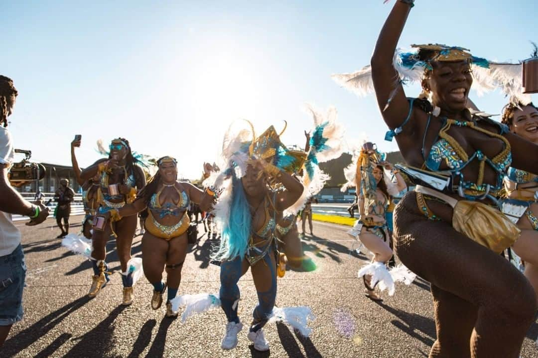 The Japan Timesさんのインスタグラム写真 - (The Japan TimesInstagram)「In September, soca music lovers came together across both Tokyo and Chiba for four days of Caribbean-themed festivities, organized by the group Soca in Japan. Distinct from Brazilian samba, Soca is a musical genre that originated in Trinidad and Tobago with roots in Africa and East India. Japan’s community of soca enthusiasts is also growing says Kegon Toussaint.  “We’re building a bridge between Japan and the Caribbean through music,” says Toussaint, the president of Soca in Japan who also hails from the birthplace of the style. “No matter where you live, no matter where you’re born, what race or ethnicity you are, there’s always something that connects us. For those attending Carnival in Japan, that connection is soca music. It’s bringing people together and creating that sense of happiness.” Read more about the festival with the link in our bio.  📸 Samantha Mythen  #japan #chiba #carnival #soca #dance #culture #japantimes #socainjapan #日本 #千葉 #千葉県 #ダンス #ソカ #文化 #💃🏻」10月11日 15時39分 - thejapantimes