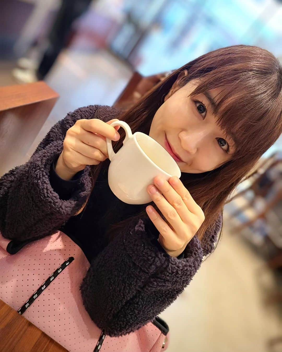 ようこさんのインスタグラム写真 - (ようこInstagram)「去年の写真が出てきました☕  すっかり秋ですね🎃 すぐに寒くなってしまうので秋を楽しんでおきましょ❤️」10月11日 15時55分 - 0606yoko