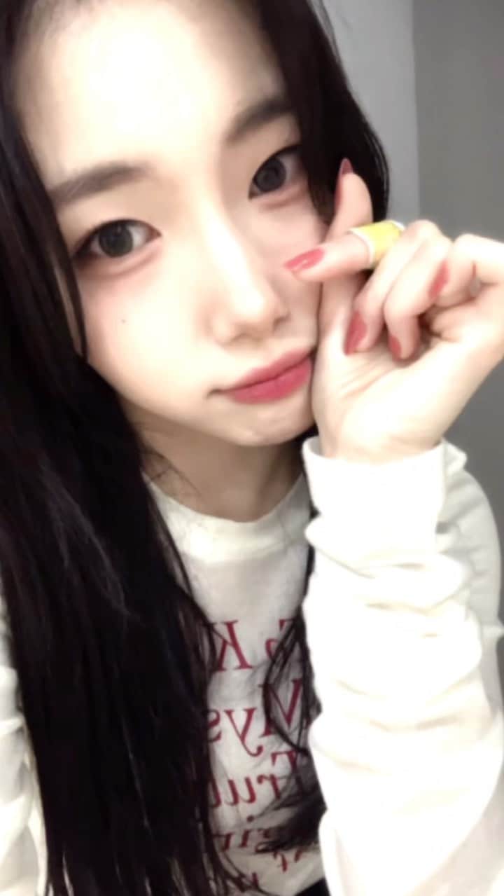 のインスタグラム：「함께 놀아줄 케플리안🙋  #서영은 #YOUNGEUN  #Kep1er #케플러」