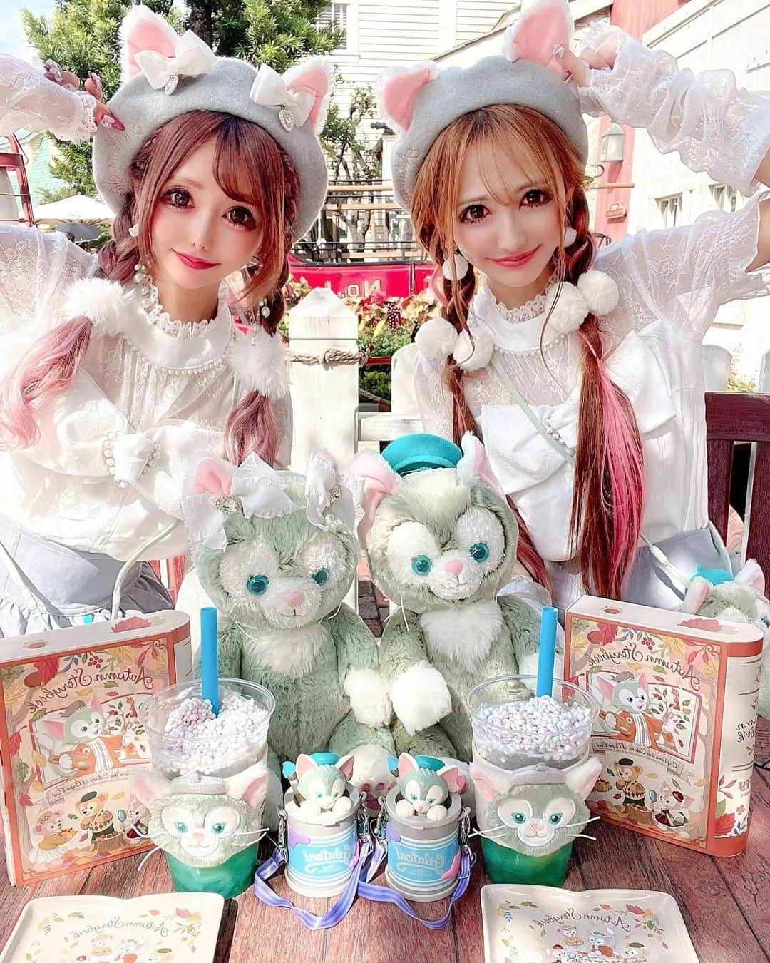 のインスタグラム：「りりかちゃんと🎀🐰🎀  #ディズニー  #ディズニーコーデ  #ディズニーシー  #ジェラトーニ  #ジェラトーニコーデ  #プリメロ  #プリメロコーデ」