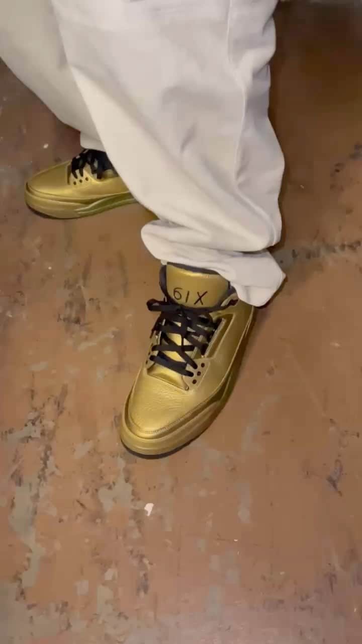 ファット・ジョーのインスタグラム：「Drip Alert 💎 @bet on right now @terrellish」
