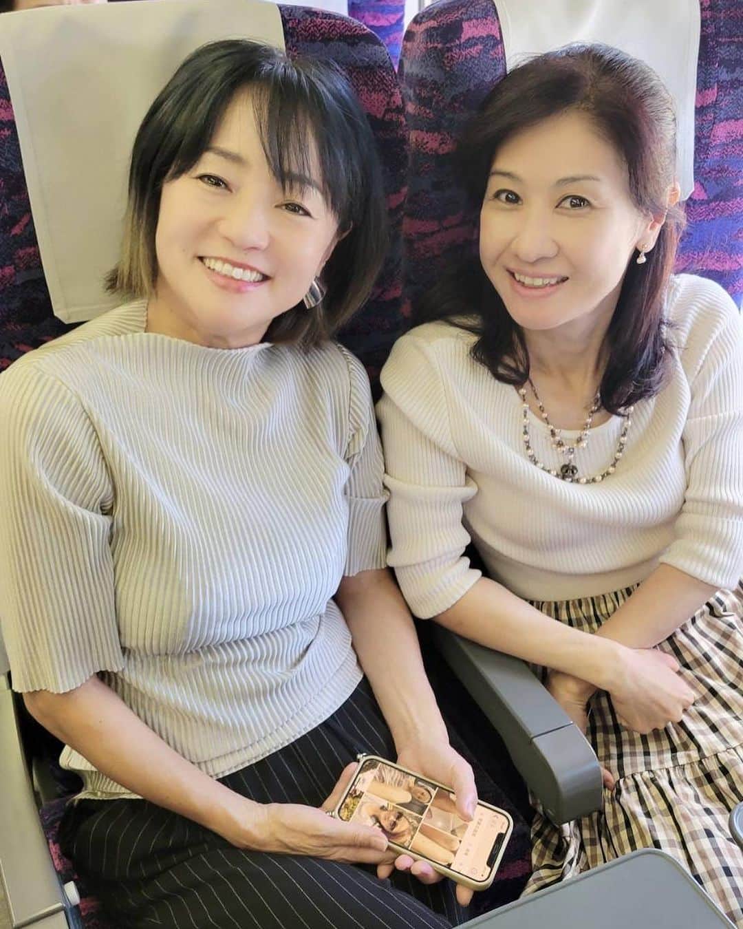 橋本志穂のインスタグラム：「久しぶりの被災地訪問‼️ 全員コロナの検査して無事👍 仙台にむかいまーす。 修学旅行みたいで楽しい😀  清水よし子さんがトラブルで乗り遅れちゃって、、、寂しいよー💦」