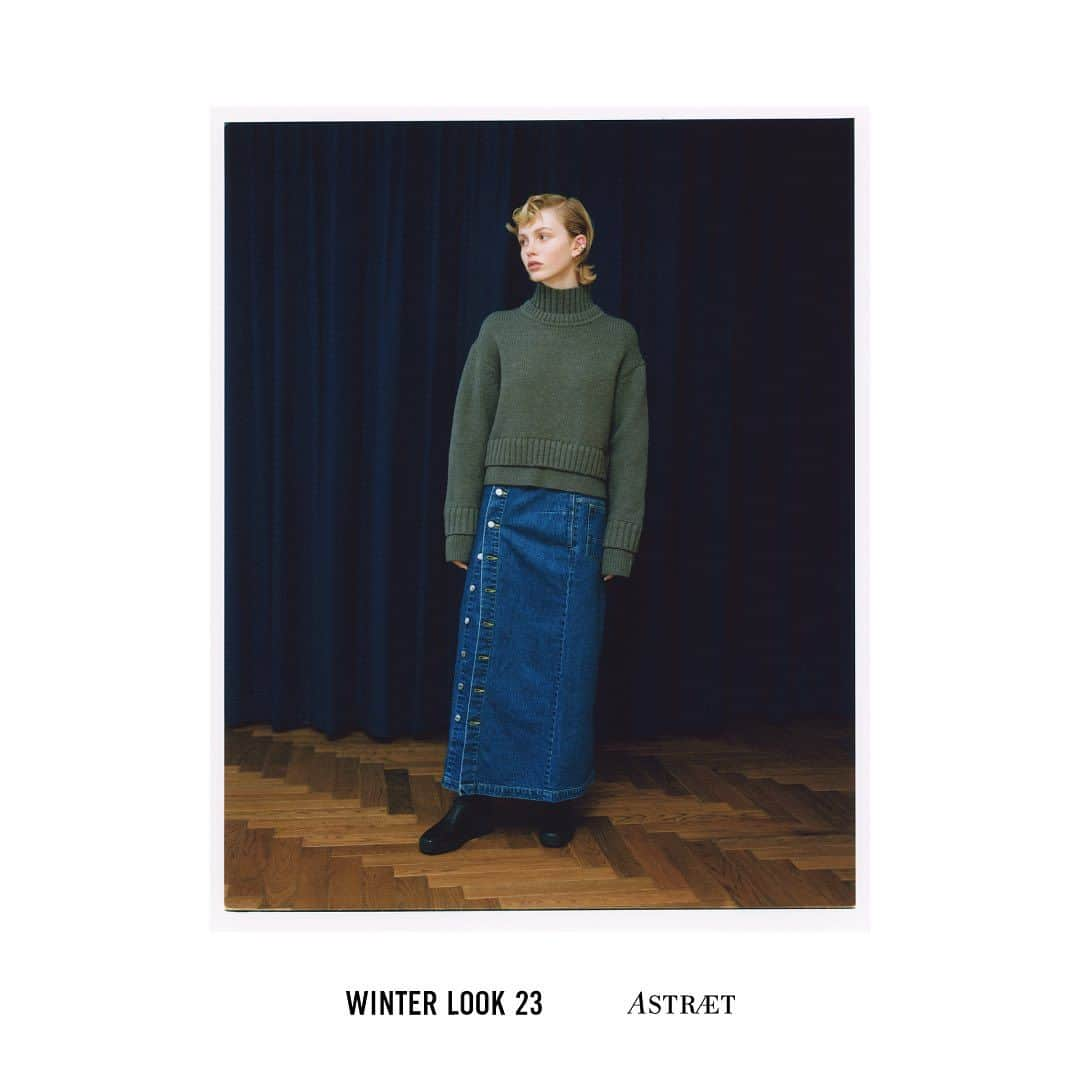 アストラットのインスタグラム：「WINTER LOOK 2023  Sweater ¥25,300 Skirt ¥29,700  #astraet#アストラット#unitedarrows#ユナイテッドアローズ #冬#winter#newarrivals#新作 #look」