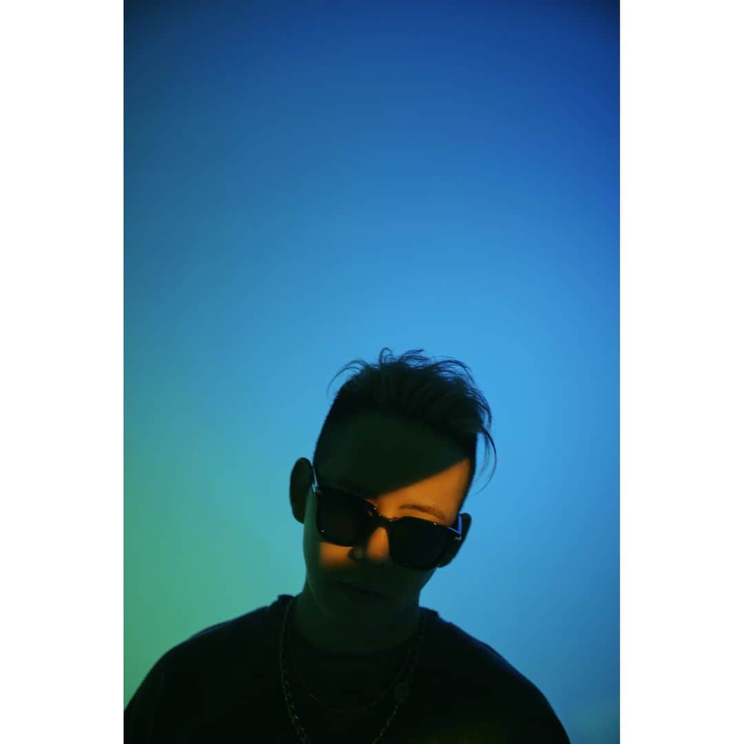 チケットぴあのインスタグラム：「◤#清水翔太◢ 10thアルバム「Insomnia」のリリースツアーファイナル公演を日本武道館にて開催🎉  📅10/13(金) 18:30 開演(17:30 開場) 　10/14(土) 17:00 開演(16:00 開場) 🎪日本武道館 (東京都)  ⋰ 🎫チケット発売中！ ※予定枚数終了しだい発売終了 ⋱  🔍チケットは「清水翔太 ぴあ」で検索！」