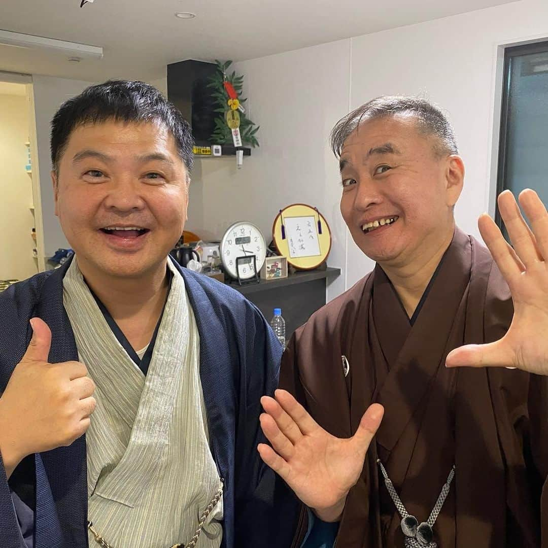 月亭方正さんのインスタグラム写真 - (月亭方正Instagram)「ここ最近の落語会 色々とありがとうございました〜 で・・・めちゃくちゃ嬉しいことがあります なんとあの柳家三三師匠に連絡をいただき 師匠の会のゲストに呼んでいただきました 頑張るで〜〜〜〜〜〜〜」10月11日 12時12分 - houhouhouhou21