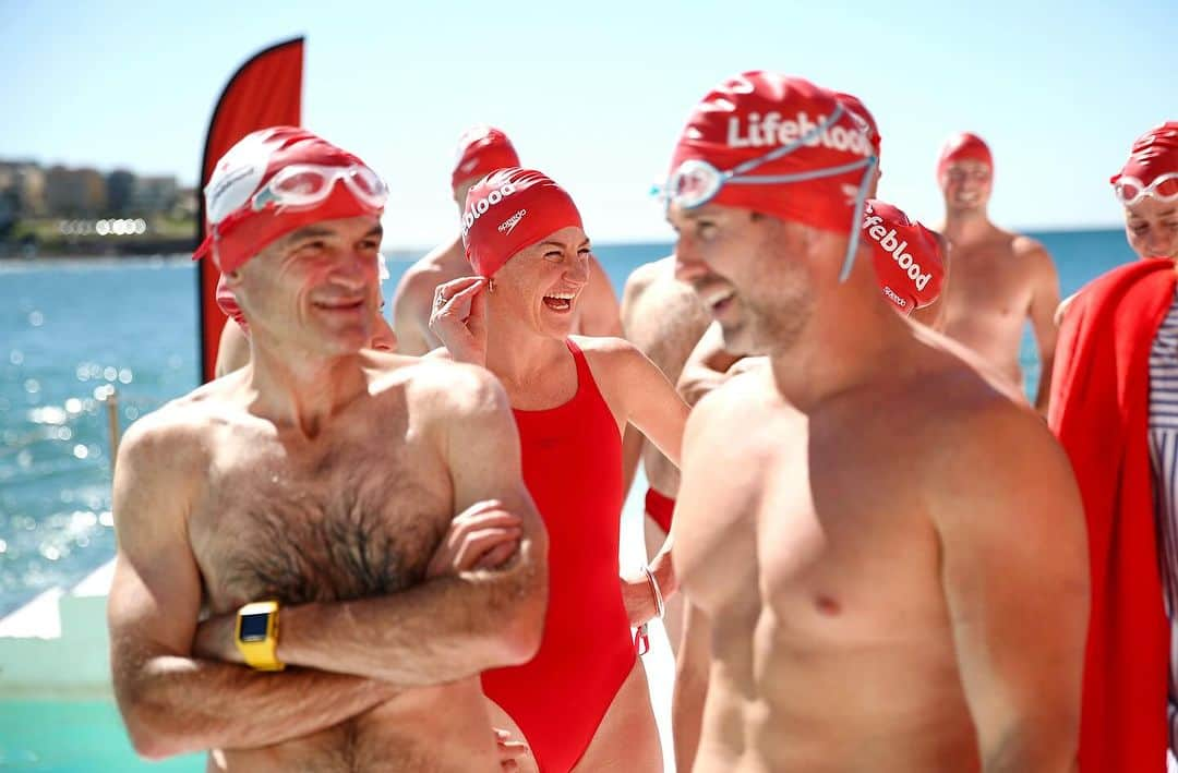 マイケル・クリムさんのインスタグラム写真 - (マイケル・クリムInstagram)「Throwback to last week's event in Bondi with @lifebloodau and @michaelklim1 ! It was an honour to be part of the day and contribute, suits, googles and towels to those who swam. Don't forget to give life and donate blood and plasma 🌊 #TeamSpeedo #Lifebloodau  #Swim」10月11日 13時37分 - michaelklim1