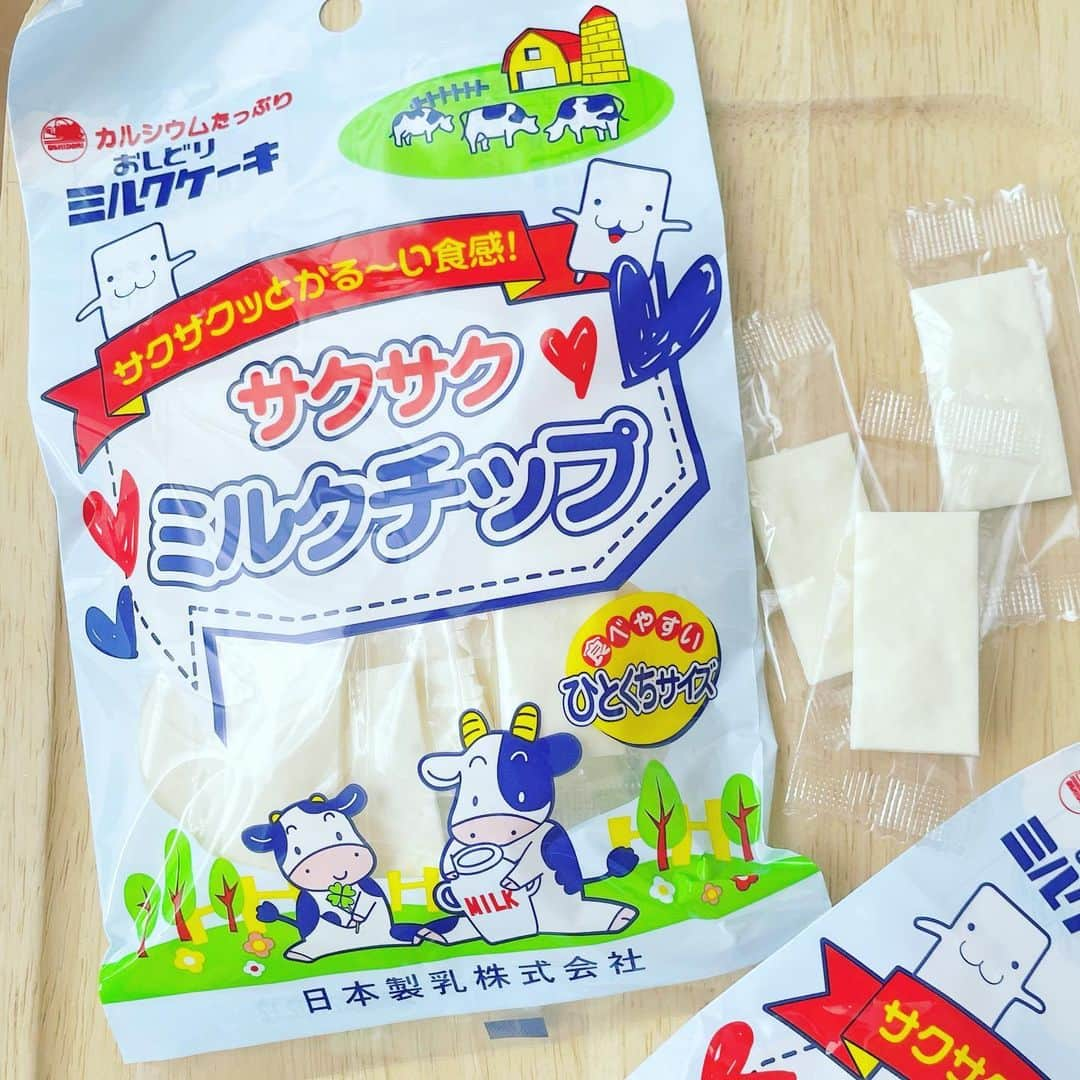 平野由実さんのインスタグラム写真 - (平野由実Instagram)「山形土産 ミルクチップ 懐かしいお菓子  #お菓子 #駄菓子 #ミルク菓子 #おかし #懐かしい #懐かしいお菓子」10月11日 13時49分 - yumi_hiranoo