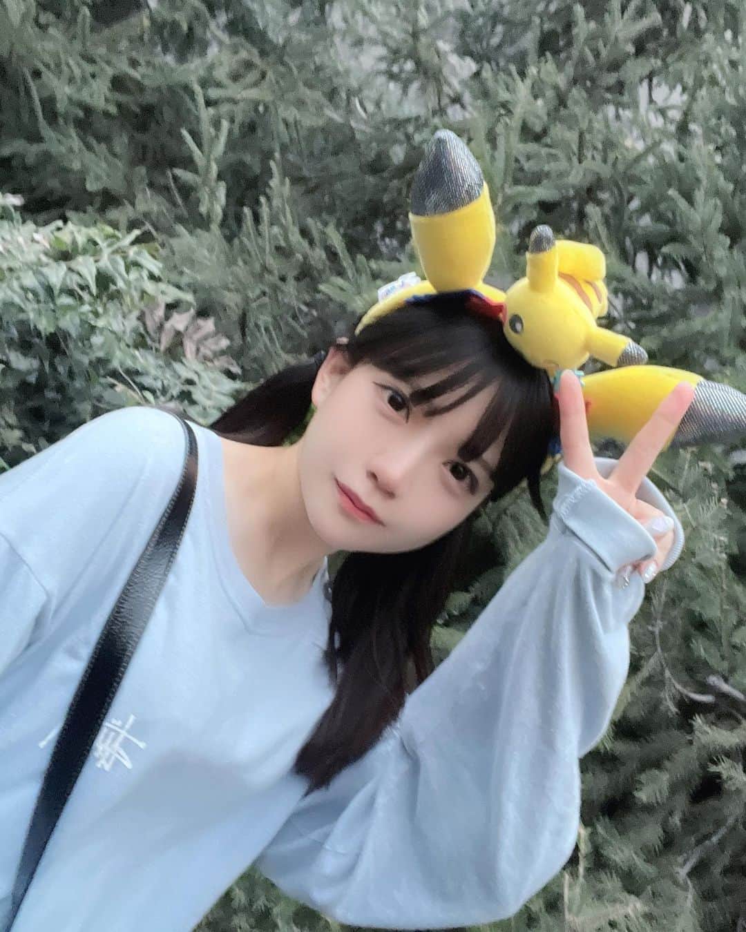 のインスタグラム：「幼稚園からの幼なじみがいっしょにユニバいってくれた🫶🏻ありがとう！」
