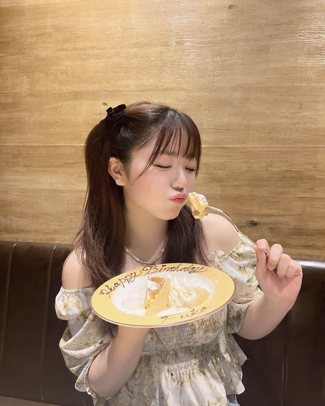 唐沢風花さんのインスタグラム写真 - (唐沢風花Instagram)「22歳ですニャン😽ずーっといっしょね😽」10月12日 0時09分 - fuuuairy__