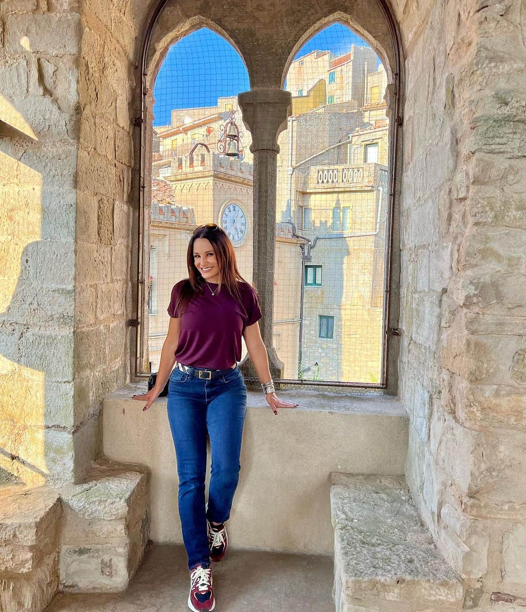 リサ・アンさんのインスタグラム写真 - (リサ・アンInstagram)「Sunday in Sicily, Italy on a guided tour of Gangi, Italy leaning into the beautiful sights while learning all about the rich history of Gangi thanks to @tenutasangiaime_winery   #gangi #sicily #italy #history #culture #thereallisaann」10月12日 1時03分 - thereallisaann