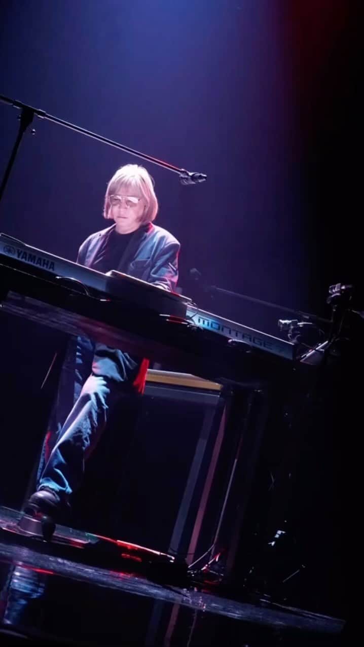 小室哲哉のインスタグラム：「大阪ありがとう☺️」